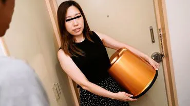 帕科帕科妈妈 010523_772 变态椅子自带！新米送货女孩