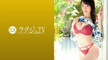 Luxury TV 1354 Marriage in the 3rd year... A slender wife who is troubled by sexless appears! Compared to her husband, she takes a huge cock bent back to the throat and drools saliva obscenely, her expression is dazed and she greedily savors it! The clear wife gradually releases her M spirit and turns into a single depraved woman!