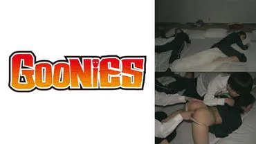 Girls with light backsides accept huge cocks~ School trip group night ●ing video~