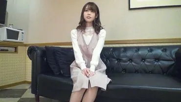 [First Time] AV Application on the Internet -> AV Experience Shoot 924. A heartbroken beautiful girl who has just broken up with her boyfriend makes her first AV appearance! She squirts and says
