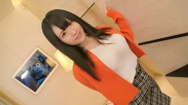 Quiet and fluffy girl who is actually sultry: A quiet girl who is a homebody and has no chance of meeting anyone outside, is actually a sultry girl who masturbates with a vibrator. Amateur applicant, first AV shooting 297.