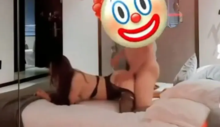 Horn Taco Gets Fucked By Her Master Right In Front of the MeiTuan Delivery Guy