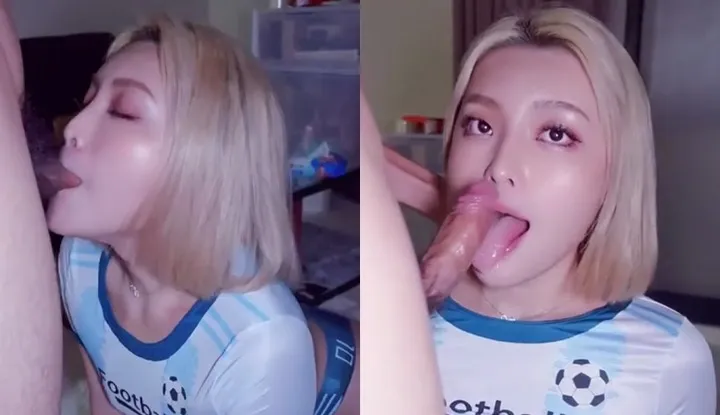 Nước bọt chảy thẳng từ miệng.