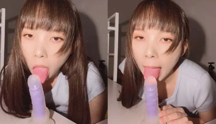 Practice oral skills when you're free~ Listening to that sucking sound can make people hard.