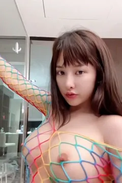 Li Nana nakedly caressing her exquisite breasts in temptation