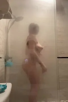 Kendra Sunderland หัวนมใหญ่บนผนังเซ็กซี่มาก