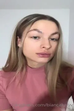 Bianca Luv peut vraiment avaler un poing