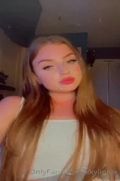 Kylie Fox Lesbian.mp4