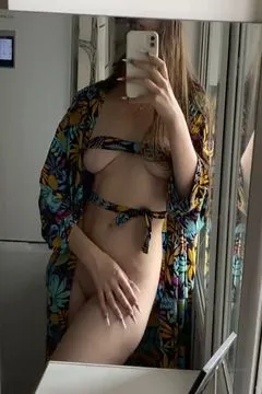 Alesiya ~ No Tit Reveal Challenge