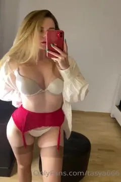 Tasya Mikhailova ~ Flawless Presentation of Her Sexy Figure