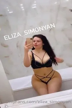 Eliza Simonyan 大奶丰臀就是性感