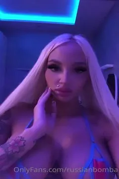 Russian Bomba ~ Laid Down on the Bed Waiting For You