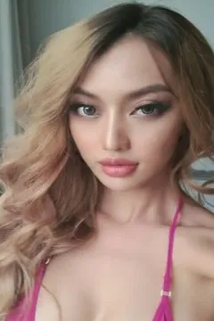 Wearing this is really hot, isn't it?