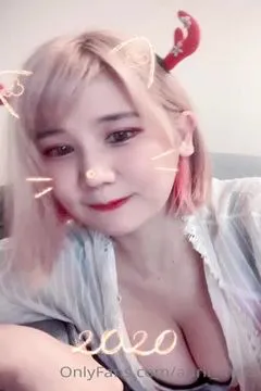 Has the busty little deer seen it~