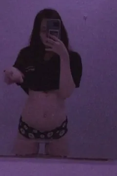 给你看看我健身有成的小蛮腰～