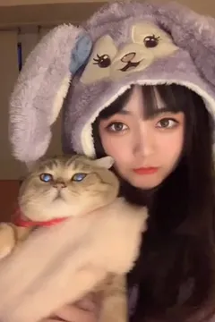 BuckyClouds น่ารักหรือ Mimi น่ารักกว่า?