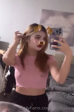 llolitaaaa 可爱动物滤镜自拍