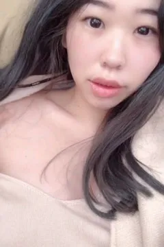 วิธีแสดงความโดดเด่นของไหล่อย่างละเอียดอ่อน