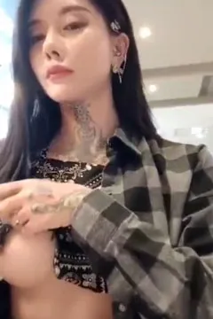 longmaocouple户外露巨乳