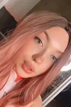 charming_girl对镜子自拍翘臀