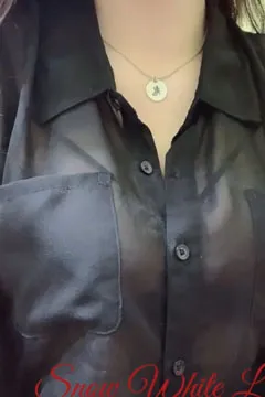 elarine114里面什么都没穿