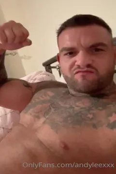 Andy Lee Love a Bedtime stiffy