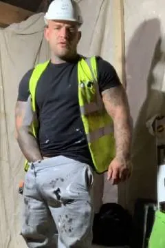 Andy Lee Time to get the hammer drill out...D.I.Y Saturday... full video cumming soon give us a thumbs up if you fancy a dril.