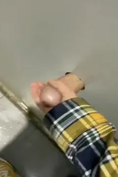 隔壁厕所伸出上天的礼物