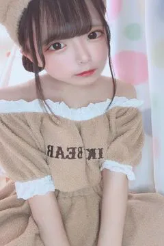 สาวญี่ปุ่นหน้าอกใหญ่