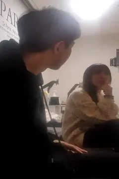 Südkoreanische Prüfungskandidatin Herr Kim ~ Analverkehr mit süßer kleiner Schwester