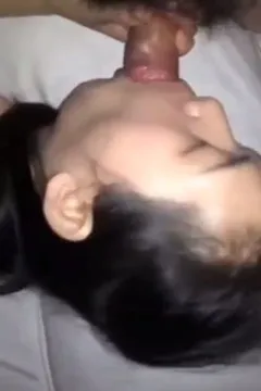 网袜正妹爱吃鸡鸡