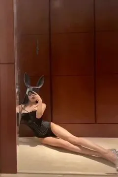 Twitter goddess Jia Duo Bao ~ foot control look over here