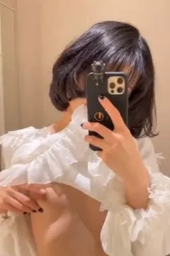 candyTt掀衣露奶