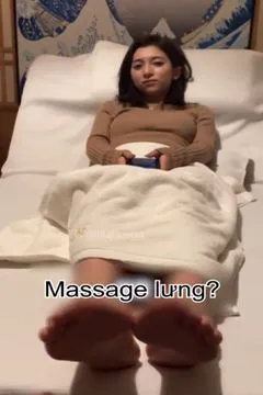 I went for a massage and was mistaken by a female customer as a masseur, so I had to let her try my massage skills.