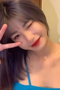 Super cute girl selfies~