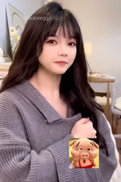女友要我猜她今天穿什么衣服，猜对了就有涩涩的奖励