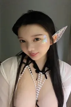 Kleine Yuna, Riesen-Titten-Feen