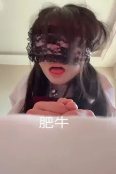 Twitter god [Fat Cow] rất hào hứng k cậu ấy nhếch môi ra.
