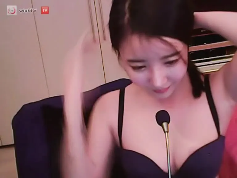 วีเจสาวสวยไลฟ์สด- มันนี่15