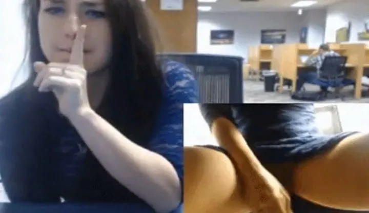 Masturbation dans la bibliothèque trop excitée ~ faible volume de peur d'être découvert