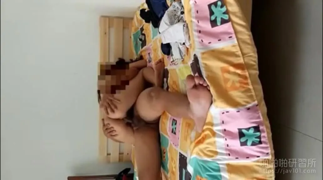 Quan hệ tình dục với cô ấy không bao giờ yêu cầu sử dụng bao cao su.