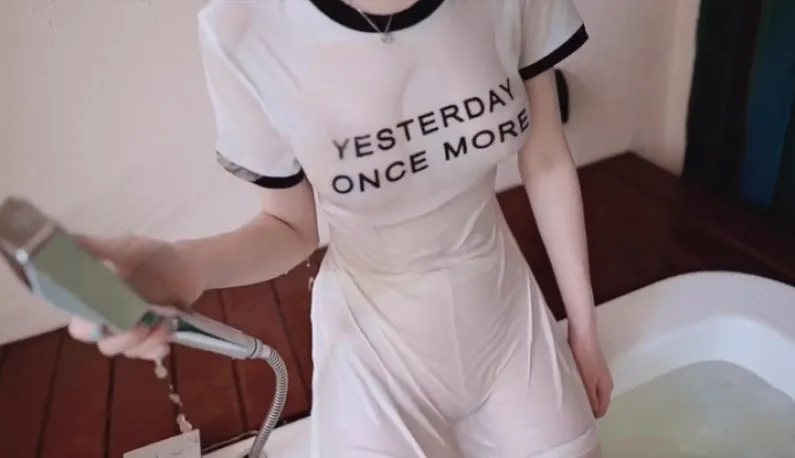 AnRan X-Rated Private Shots Leaked!! Exquisite Pretty Boobs, Beautiful Fingers Shoved Up the Fresh Pussy