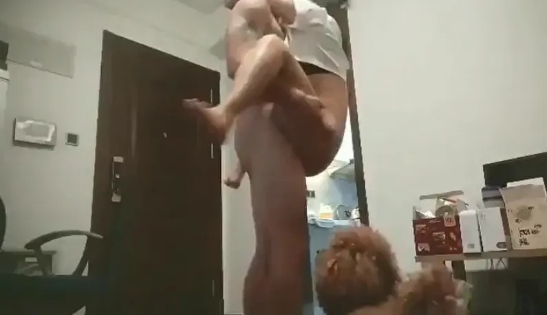 Small Brat Sees His Mom Gets Sum Apollo & Suspended Congress Action, and His Mind was Blown!!!