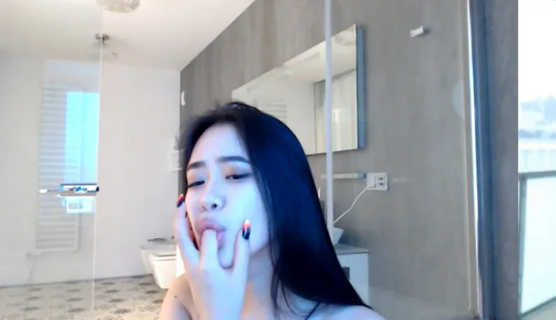 (European/US) Li Chang Show ~~ Laid Down On My Stomach Revealing Half Of My Boobs ~ Who Can Say No To A Human Body Wave~0201-2