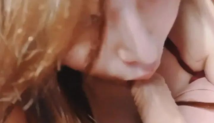 [Taiwanese] SWAG vivibabe ~ Fucking A Fan While Picking Up The BF's Call!!
