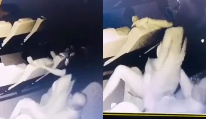 Online Expose ~ Couple Thought They Can Block Booking and Have the Place All to Themelves in the Late Nite Showing So They Freely Shagged Away without a Care in the World… Something This Good Shouldn't Be Seen By Just Me