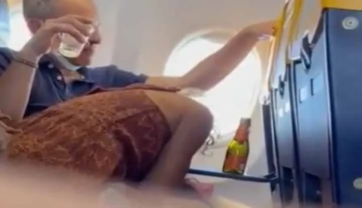 online expose ~ ireland [Ryanair] indecent in-flight video leaked!!