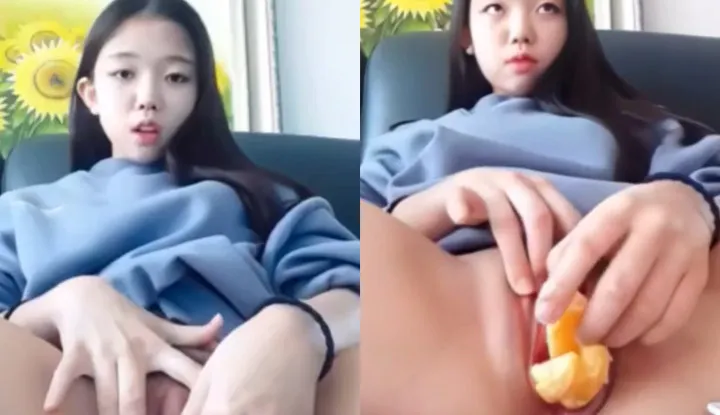 Cute Babe's Gots a Unique Fetish Where She Loves to Stuck Odd Objects into Her Pussy, Fruit, Glass Bottles, You Name It!!