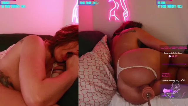Cam girl gicle pour la benne encore et encore... et encore