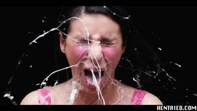 Real Life Hentai - Stiefbruder wird unsichtbar, um seiner Stiefschwester einen Creampie zu verpassen